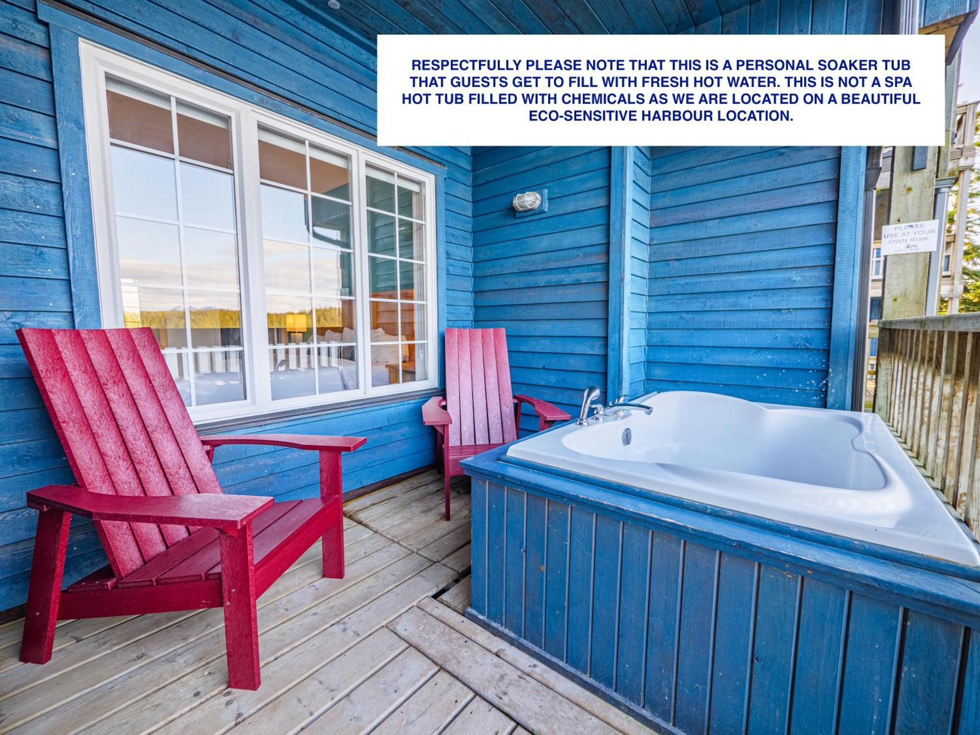 Waters Edge Shoreside Suites Ucluelet Eksteriør billede