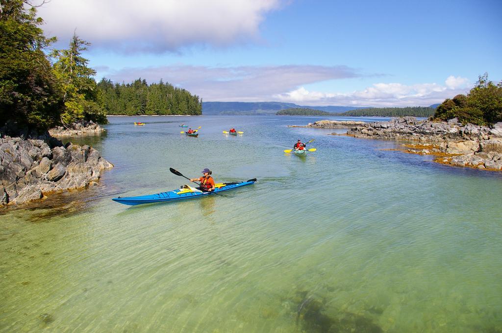 Waters Edge Shoreside Suites Ucluelet Eksteriør billede